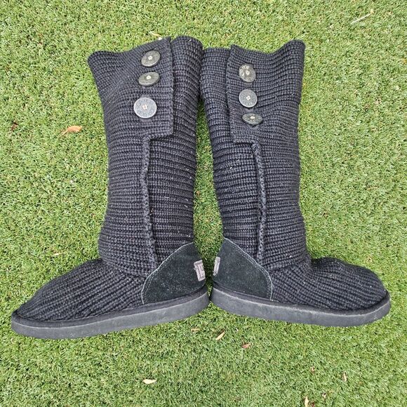 UGG Australia Classic Cardy Knit Boot Womens Size 8 Wool Black Buttons Fold Over - Picture 2 of 14